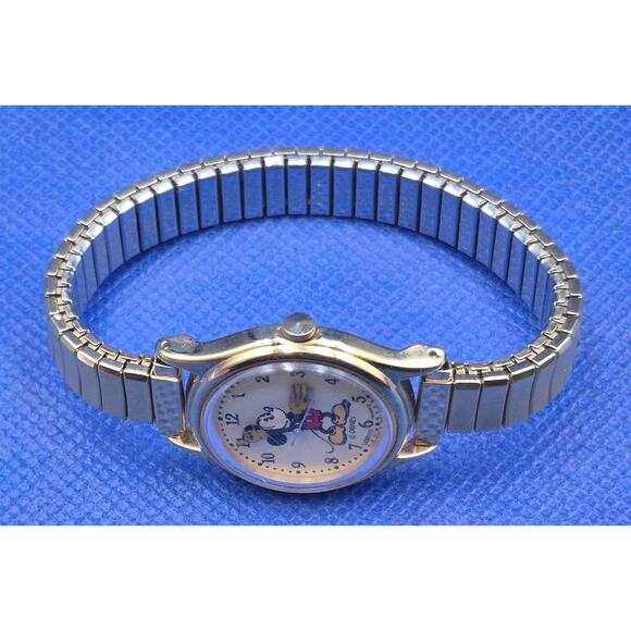 Vtg Disney Lorus Quartz MICKEY MOUSE Ladies Watch 6" Goldtone Band w/New Battery - Picture 3 of 11